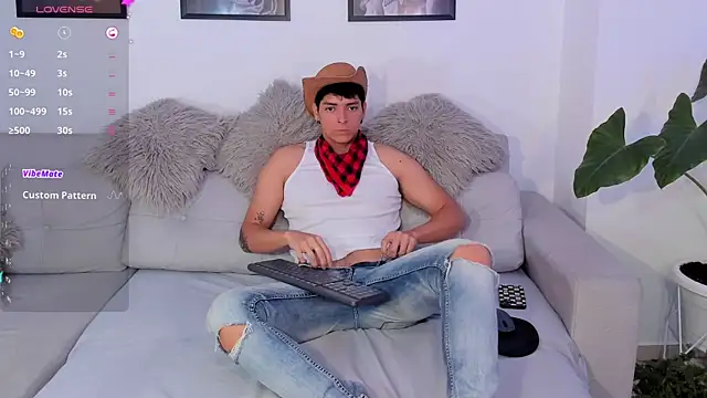 Snapshot of _JacobMiller__ chatting on February 27, 2025, 8:53 pm JacobMiller online show from February 27, 2025, 8:53 pm