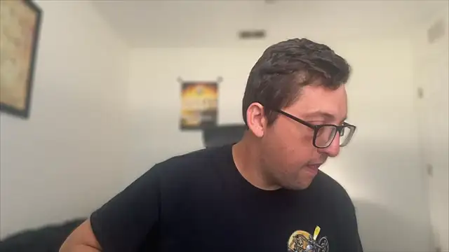 Snapshot of Milflover96 chatting on October 23, 2025, 1:21 pm Milflover96 online show from October 23, 2025, 1:21 pm