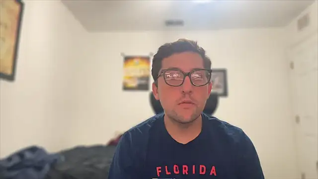 Snapshot of Milflover96 chatting on November 14, 2025, 2:37 am Milflover96 online show from November 14, 2025, 2:37 am