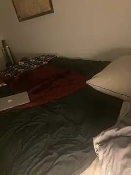 Snapshot of Milflover96 chatting on March 8, 2025, 5:59 am Milflover96 online show from March 8, 2025, 5:59 am