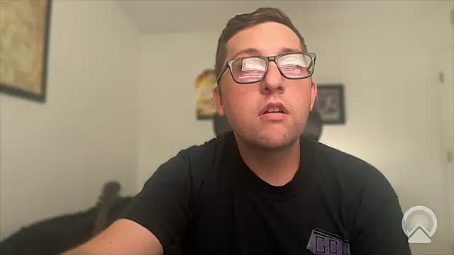 Snapshot of Milflover96 chatting on September 18, 2025, 10:57 pm Milflover96 online show from September 18, 2025, 10:57 pm