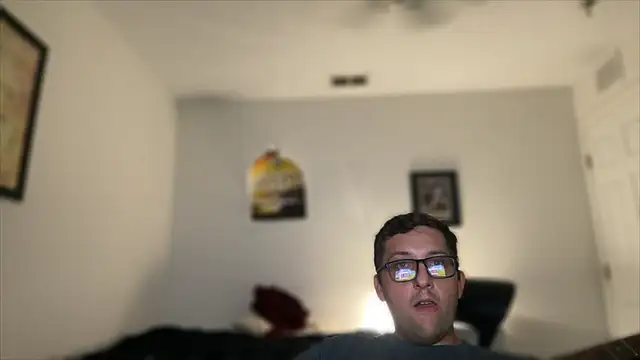 Snapshot of Milflover96 chatting on October 9, 2025, 2:01 am Milflover96 online show from October 9, 2025, 2:01 am