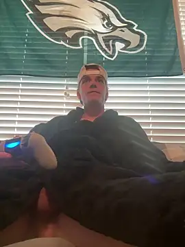 Snapshot of theycallmes3x chatting on December 4, 2025, 5:45 pm theycallmes3x online show from December 4, 2025, 5:45 pm