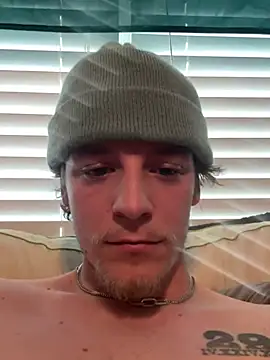 Snapshot of theycallmes3x chatting on February 18, 2025, 4:58 pm theycallmes3x online show from February 18, 2025, 4:58 pm