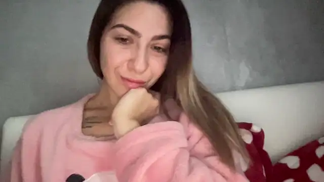 Snapshot of sarrah_rossy chatting on November 27, 2025, 1:11 pm sarrah rossy online show from November 27, 2025, 1:11 pm