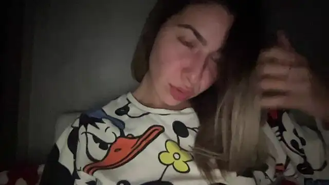 Snapshot of sarrah_rossy chatting on November 2, 2025, 9:42 pm sarrah rossy online show from November 2, 2025, 9:42 pm