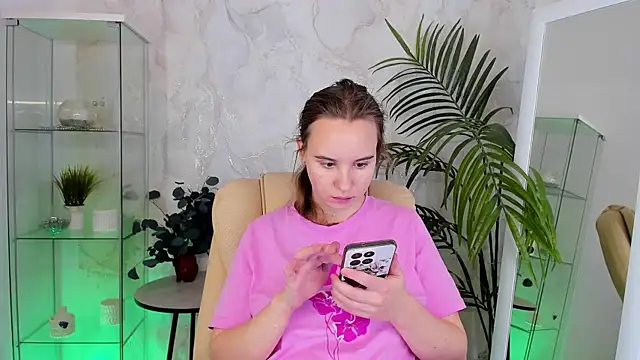 Lika 0ne online show from January 6, 2026, 12:09 pm