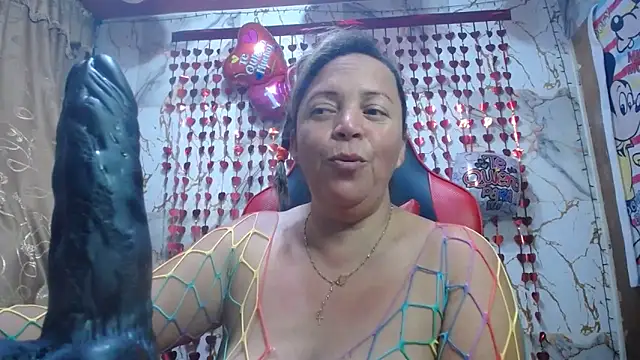 alina maturehot online show from February 16, 2026, 11:13 pm