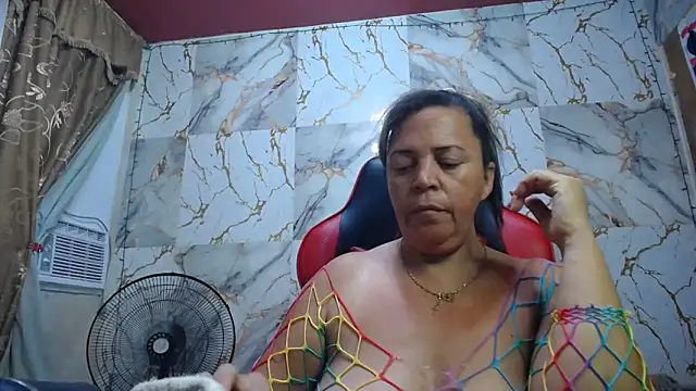 alina maturehot online show from March 10, 2026, 12:47 am