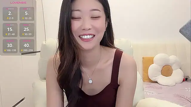 Snapshot of yunyun121 chatting on November 10, 2025, 12:43 pm yunyun121 online show from November 10, 2025, 12:43 pm