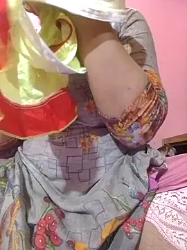 Snapshot of sima12 chatting on February 16, 2025, 11:38 am sima12 online show from February 16, 2025, 11:38 am