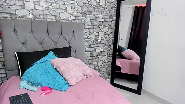 Snapshot of nicky_angel1 chatting on September 24, 2025, 6:36 pm nicky angel1 online show from September 24, 2025, 6:36 pm