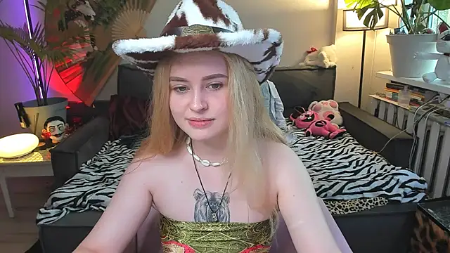 Alexa Pirs online show from July 8, 2026, 2:18 pm