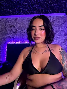 Snapshot of Scarlett-LS chatting on January 14, 2026, 2:37 am Scarlett-LS online show from January 14, 2026, 2:37 am