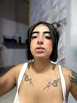 Snapshot of Scarlett-LS chatting on November 20, 2025, 2:45 am Scarlett-LS online show from November 20, 2025, 2:45 am