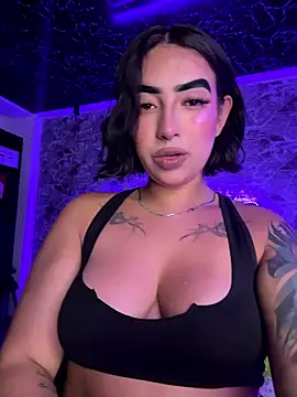 Snapshot of Scarlett-LS chatting on January 17, 2026, 3:21 am Scarlett-LS online show from January 17, 2026, 3:21 am