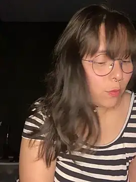 Solo yoss online show from November 14, 2025, 6:17 am