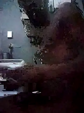 Snapshot of machinery98ron chatting on October 10, 2025, 1:39 am machinery98ron online show from October 10, 2025, 1:39 am