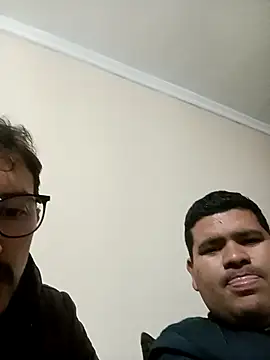 Snapshot of oscarshow24 chatting on December 14, 2025, 2:29 am oscarshow24 online show from December 14, 2025, 2:29 am