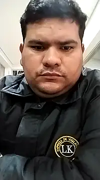 Snapshot of oscarshow24 chatting on March 11, 2025, 4:41 am oscarshow24 online show from March 11, 2025, 4:41 am