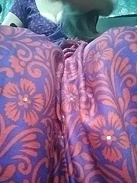 Snapshot of fuunrashmi chatting on June 25, 2026, 6:24 pm fuunrashmi online show from June 25, 2026, 6:24 pm