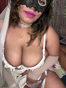 WifyHubby 38 online show from March 16, 2025, 9:58 pm