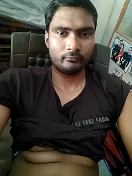 Snapshot of ccuteboyyyy chatting on February 26, 2025, 11:43 am ccuteboyyyy online show from February 26, 2025, 11:43 am