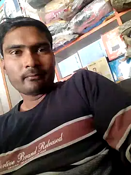 Snapshot of ccuteboyyyy chatting on February 21, 2025, 10:28 am ccuteboyyyy online show from February 21, 2025, 10:28 am