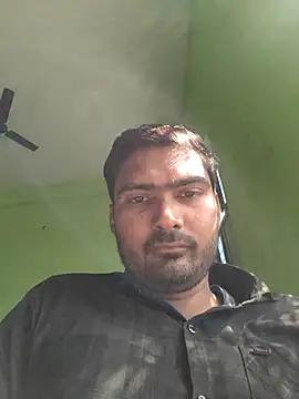 Snapshot of ccuteboyyyy chatting on March 3, 2025, 4:54 am ccuteboyyyy online show from March 3, 2025, 4:54 am