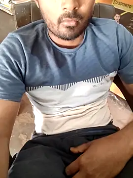 Snapshot of ccuteboyyyy chatting on March 11, 2025, 4:30 am ccuteboyyyy online show from March 11, 2025, 4:30 am