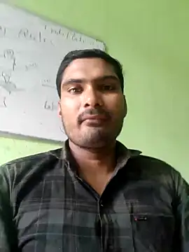 Snapshot of ccuteboyyyy chatting on September 13, 2025, 4:12 am ccuteboyyyy online show from September 13, 2025, 4:12 am