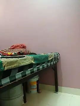 Snapshot of DesiVillageBaby chatting on March 18, 2025, 6:28 am DesiVillageBaby online show from March 18, 2025, 6:28 am