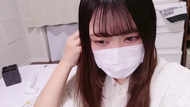 -YuYuYuNon- online show from February 18, 2025, 8:59 am