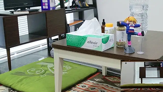 Snapshot of YARASERO-kun chatting on February 17, 2026, 3:26 am YARASERO-kun online show from February 17, 2026, 3:26 am