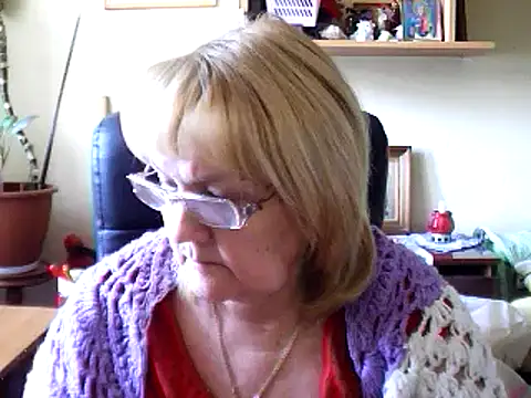 Violet5364 online show from February 17, 2025, 1:44 pm