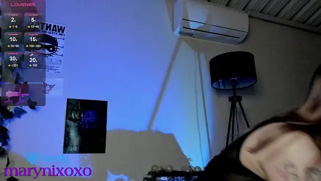 marynixoxo online show from March 14, 2025, 5:38 am