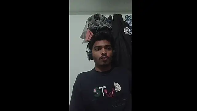 Snapshot of Harsh424242 chatting on March 2, 2025, 7:08 pm Harsh424242 online show from March 2, 2025, 7:08 pm