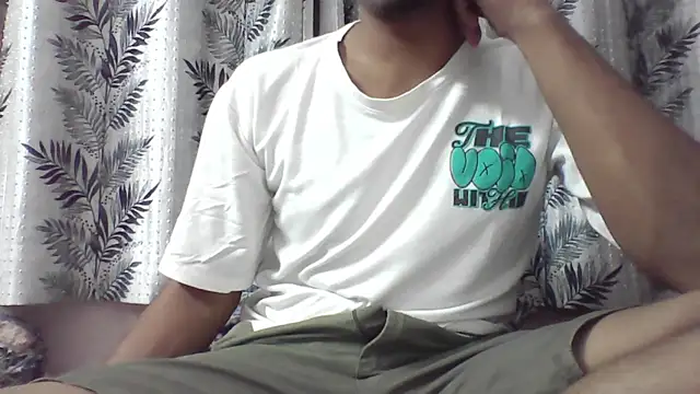 Snapshot of Harsh424242 chatting on March 21, 2025, 6:18 pm Harsh424242 online show from March 21, 2025, 6:18 pm