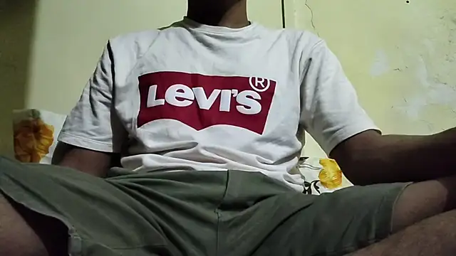 Snapshot of Harsh424242 chatting on September 13, 2025, 12:38 pm Harsh424242 online show from September 13, 2025, 12:38 pm