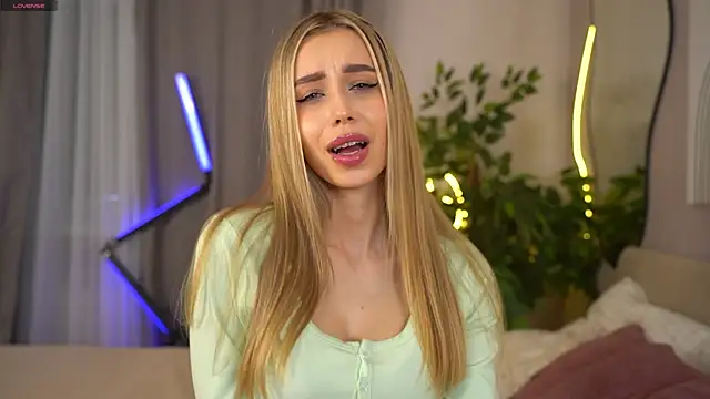  Spring Day  online show from April 1, 2026, 8:15 am