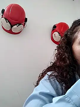 Cielo carpentier69 online show from June 1, 2026, 5:12 pm
