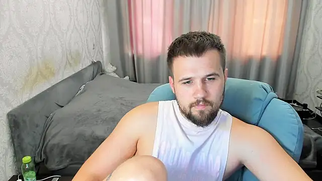 Snapshot of Vladik_b chatting on July 12, 2026, 8:26 am Vladik b online show from July 12, 2026, 8:26 am