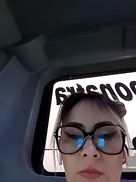 CandieGilson   online show from September 18, 2025, 11:13 am