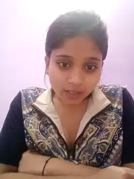 Snapshot of Buggu38 chatting on March 3, 2025, 2:28 pm Buggu38 online show from March 3, 2025, 2:28 pm