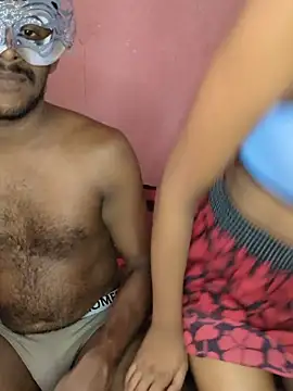 slskinny1 online show from October 9, 2025, 4:13 am