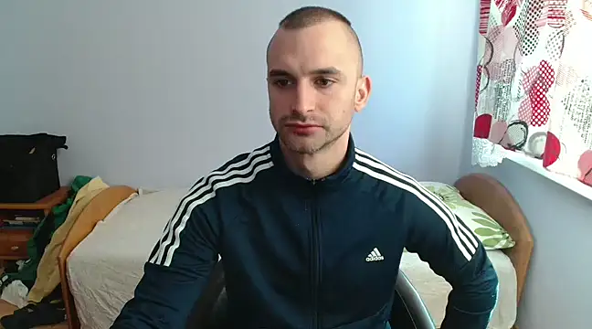 Snapshot of OskarBreno chatting on February 11, 2025, 2:24 pm OskarBreno online show from February 11, 2025, 2:24 pm