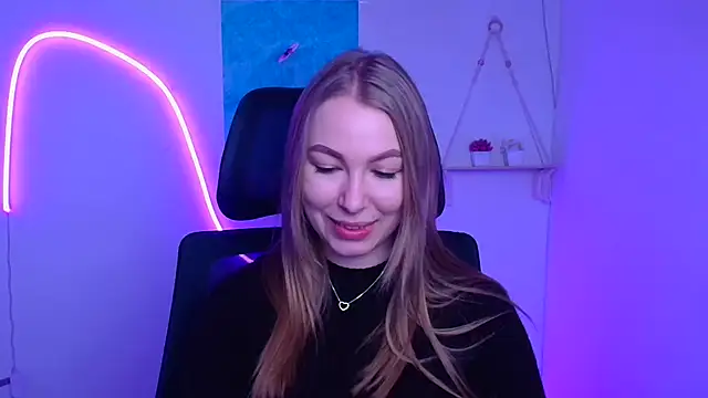 Snapshot of Dana_flowers chatting on December 23, 2025, 6:34 am Dana flowers online show from December 23, 2025, 6:34 am