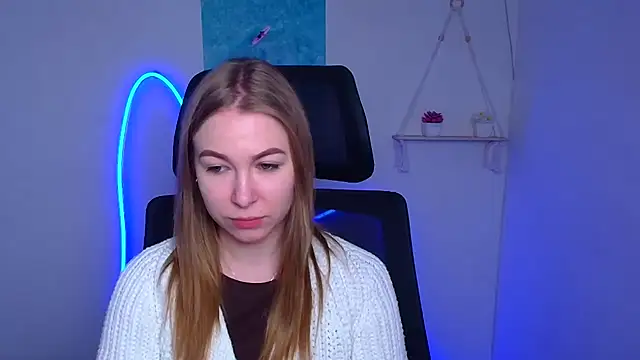 Snapshot of Dana_flowers chatting on February 6, 2026, 6:42 am Dana flowers online show from February 6, 2026, 6:42 am