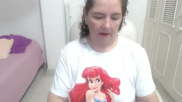 Snapshot of leonela_69 chatting on July 9, 2026, 12:33 am leonela 69 online show from July 9, 2026, 12:33 am