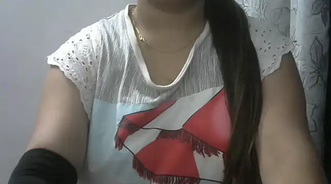 Night QueenJacqueline online show from February 11, 2025, 7:05 pm